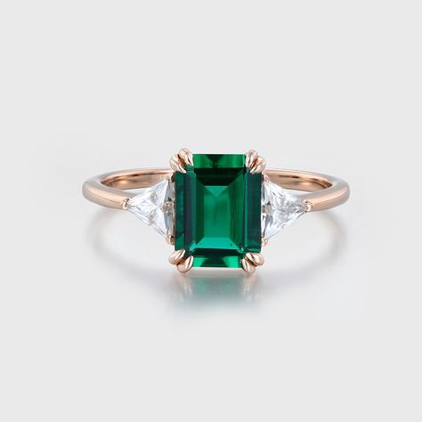 Emerald cut engagement rings