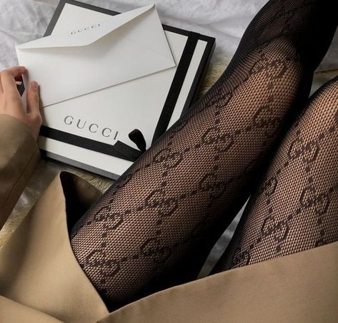 Black Gucci Tights, Gucci Tights, Tokyo Street Fashion, Grunge Look, Classy Aesthetic, Fashion Tights, Soft Grunge, Grunge Style, Coco Chanel