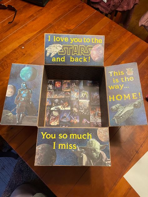 Star Wars Star Wars Care Package, Deployment Package Ideas, Star Wars Themed Gifts, Star Wars Box, Deployment Packages, Boyfriend Care Package, Diy Care Package, Deployment Ideas, Deployment Care Packages