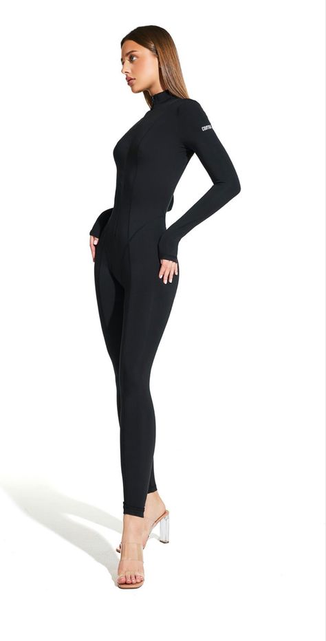 Full Body Model Poses, Full Bodysuit Outfit, Catsuit Outfit, Full Body Swimsuit, Full Bodysuit, Activewear Trends, Model Outfit, Swimsuits Outfits, Full Body Suit