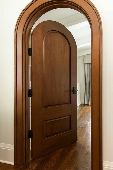 Doors With Arches, Round Door Frame Design, Oval Door Entrance, Arch Wood Door, Oval Door, Rounded Doors Interior, Curved Doors Interior, Big Wooden Door, Round Interior Doors