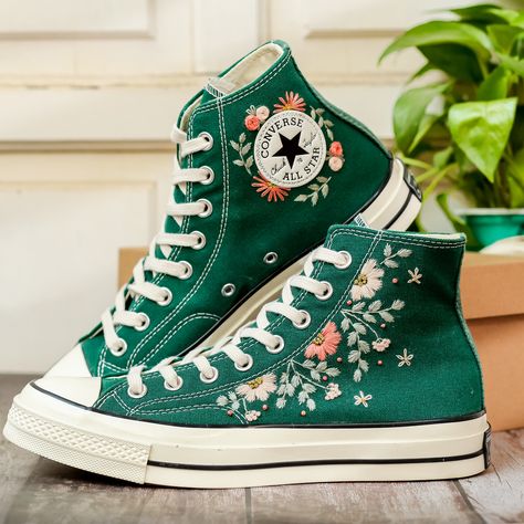 Embroidered Shoes, Flower Embroidered Converse for Women, Green Sneakers Embroidery Flower, Floral Embroidered Shoes, Birthday Gifts, Unique Gifts for Her 💚 Immerse yourself in the intricate craftsmanship as we lovingly hand embroider rustic flowers onto your chosen Converse pair 💚 🌿 The listed price encompasses both the Converse Shoes and the showcased Embroidery Designs. 1. MANUFACTURING PROCEDURE 🌿 Upon receiving your order, we initiate the shoe preparation process. If your chosen shoes a Spring Sneakers With Floral Embroidery, Green Converse Embroidery, Converse Chuck 70s, Converse Embroidery, Cute Converse Shoes, Converse Design, Embroidered Converse, Cute Converse, Preppy Shoes