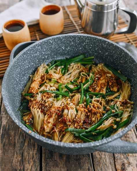 If you’re a fan of spice and garlic, this recipe for Spicy Garlic Enoki Mushrooms will become your new go-to recipe, with just 9 ingredients! Spicy Enoki Mushrooms, Enoki Mushroom Recipe, Enoki Mushrooms, Chinese Chives, Nourishing Meals, Woks Of Life, The Woks Of Life, Mushroom Recipe, Mushroom Dish