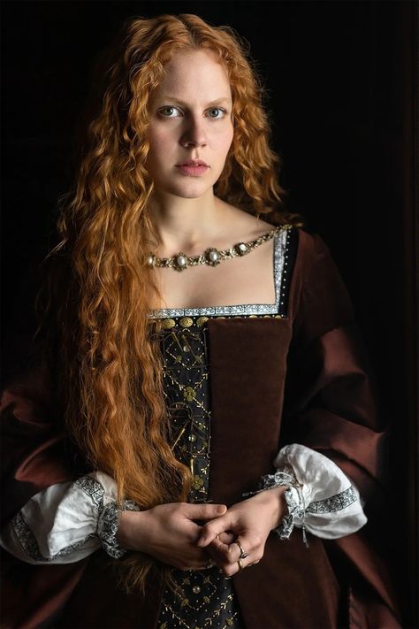 Becoming Elizabeth, Alicia Von Rittberg, Epic Costumes, Lady Jane Grey, Catherine Parr, Elizabeth Of York, Tudor Fashion, Tudor Costumes, Princess Elizabeth