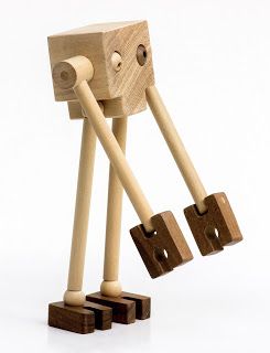 la barda juguetes de madera Wooden Robots, Wood Figures, Woodwork Ideas, Wooden Toys Plans, Small Woodworking Projects, Wood Accessories, Wooden Lamp, Wooden Art, Wood Toys