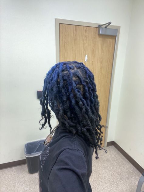 Blue Roots Black Hair Locs, Black And Blue Locs, Blue Black Locs, Dyed Locs Dark Skin, Reverse Dyed Locs, Dark Blue Locs, Loc Color Ideas, Two Tone Locs, Dyed Locs Ideas