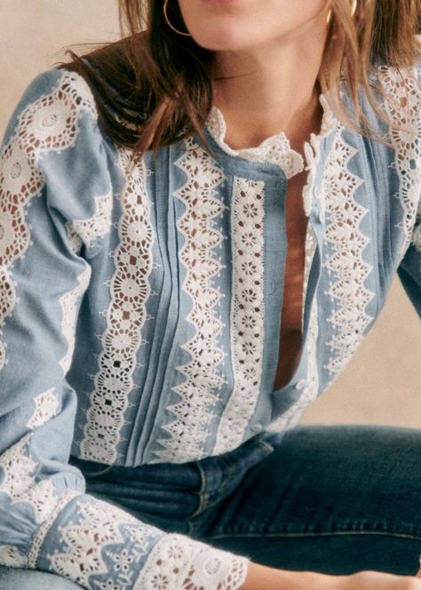 Rym Shirt - Ecru - Sézane Riviera Fashion, Lace Clothing, French Girl Style, Lace Outfit, Innovative Fashion, Blouse Outfit, Fashion Design Clothes, Embroidered Blouse, Lace Tops