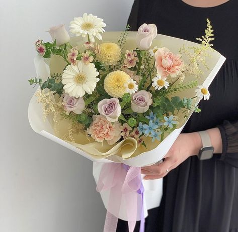 Korean Floral Bouquet, Korean Style Bouquet, Gardening Aesthetic, Birthday Flowers Bouquet, 2024 Moodboard, Hay Fever, Bouquet Gift, Flowers Bouquet Gift, Gorgeous Flowers