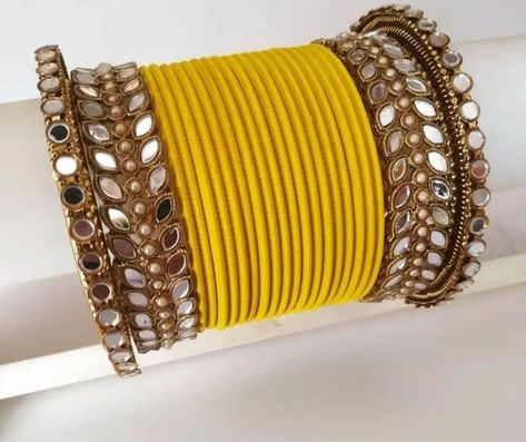 Yellow Bangles Set, Yellow Bangles, Jewellery Roll, Beautiful Dpz, Bridal Chura, Colorful Bangles, Fancy Jewellery Designs, Bangles Set, Jewelry Roll