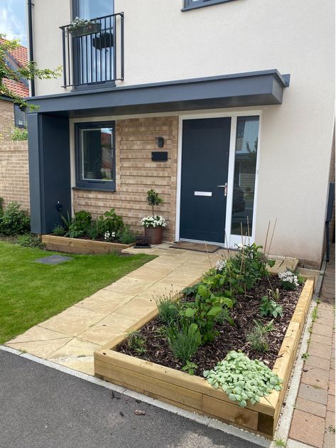 Find out how our customer Ruth transformed her front garden. See the before, during and after photos here. Front Garden Raised Bed Ideas, Front Garden Raised Beds, New Build Front Garden, Garden Before And After, New Build Front Garden Ideas Uk, Small Front Garden Ideas Uk, Front Garden Ideas Uk, New Build Garden Ideas, Small Front Garden