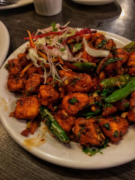 #vegetarian #paneerrecipes #chilli #bangalore Chilli Paneer, Inspiration Painting, Paneer Recipes, Snap Food, Food Snapchat, Paneer, Bangalore, Snapchat, Good Food