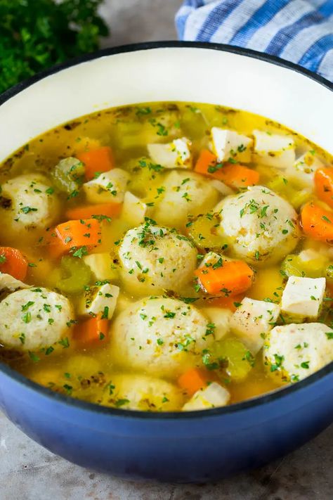 Dumplings Recipe Vegetarian, Chicken Matzo Ball Soup Recipe, Vegetarian Dumpling Soup, Soup Dumplings Recipe, Vegetable Dumpling Soup, Matzo Ball Soup Recipe, Vegetarian Dumpling, Spaghetti With Ground Beef, Vegan Dumplings