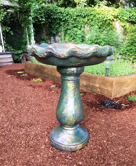 I bought a cement birdbath about a month ago from Walmart. I've always liked birdbaths, but have not owned one due to the cost. The ones I've seen in the past have always been over $100 and I just didn't feel like spending that kind of $$ on one. Then, when I was at Walmart one day, I thought I'd stroll through the garden statues they had in the parking lot. I asked one of the employees how much the birdbaths were and he said $24.99. $24.99????!!!! I must have one! So, I bought one and… Concrete Bird Bath Makeover Paint, How To Paint A Concrete Bird Bath, Bird Bath Makeover Concrete, Bird Bath Painting Ideas Concrete, Painted Bird Bath, Birdbath Ideas, Faux Painting Techniques, Concrete Bird Bath, Paint Color Combos