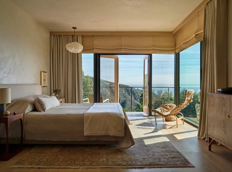 Tour a Dreamy Malibu Villa That’s One Family’s Private Sanctuary | Architectural Digest Malibu Homes Interiors, Martyn Lawrence Bullard Design, Flack Studio, Clements Design, Malibu Homes, Wegner Chair, Arch Digest, Malibu Beach House, Roman And Williams