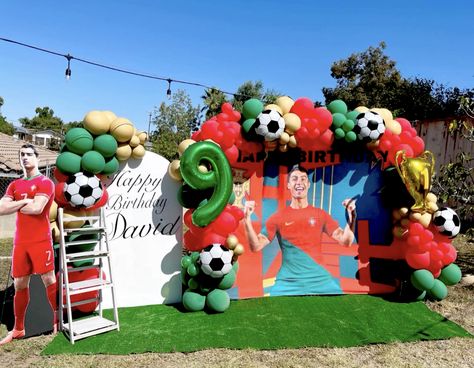 Cristiano Ronaldo balloon backdrop by ViewT balloons. #soccer #cr7 #balloons #portugal #birthdayparty #ninethbirthday Cristiano Ronaldo Birthday, Ronaldo Birthday, Soccer Theme Parties, Ronaldo Soccer, Cristiano Ronaldo Portugal, Soccer Birthday Parties, Soccer Theme, Birthday Party Decorations Diy, Soccer Birthday