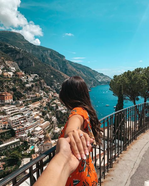 Positano Engagement, Engagement Italy, Positano Italy Aesthetic, Italy Engagement Photos, Italian Engagement, Europe Pictures, Dream Proposal, Italy Restaurant, Italy Vibes