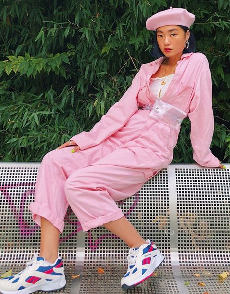 Beret Outfit, Pink Beret, Millennial Pink, Boiler Suit, Pink Fits, Looks Street Style, Japanese Street Fashion, Mode Inspo, Pink Outfits