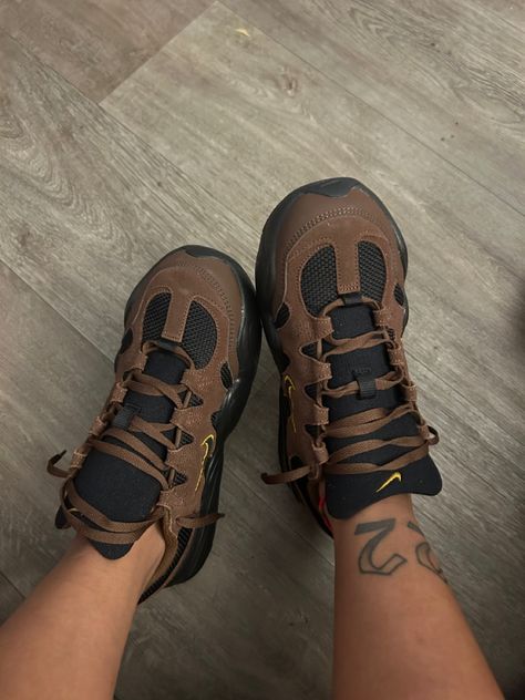 Nike dad shoes Brown nike Tech herra Nike 22 tattoo Ombré shading tattoo Nike Tech Sandalwood, Nike Tech Hera, Nike Tech Hera Shoes, Nike Retro Brown Sneakers, Brown Streetwear Running Shoes, Nike Dad Shoes, Nike Brown Functional Sneakers, Dad Shoes, Streetwear Inspo