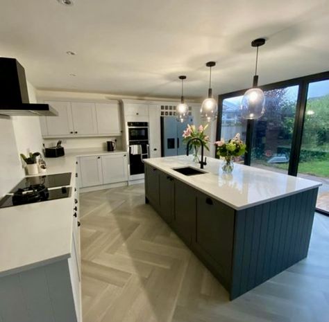 Narrow Open Plan Kitchen Living Room, Open Plan Kitchen Living Room With Island, L Shaped Kitchen Diner Family Room, Uk Kitchen Ideas, Kitchen Living Area Open Plan, Open Plan Kitchen Dining Living Layout, Open Plan Kitchen Ideas, Gentleman Tattoo, Small Open Plan Kitchens