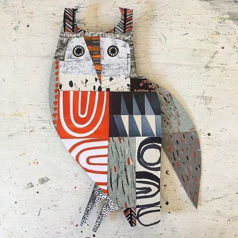 Clare Youngs, Printmaking Projects, Cardboard Toys, Folding Origami, Paper Collage Art, Paint Splash, Paper Artist, Owl Art, Bird Drawings