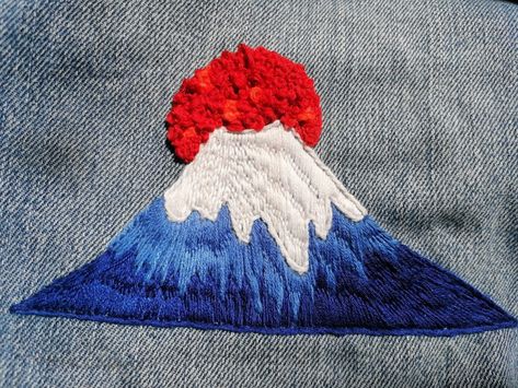 Mt Fuji Embroidery, Fuji Mountain, Mont Fuji, Name Embroidery, Flower Embroidery Designs, Jacket Design, Embroidery Flowers, Upcycle Clothes, Embroidery Art