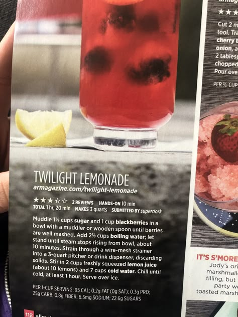 Twilight lemonade Twilight Viewing Party, Twilight Food Recipes, Twilight Themed Desserts, Twilight Theme Bachelorette, Twilight Movie Night Party, Twilight Birthday Party Decorations, Twilight Watch Party Ideas, Twilight Birthday Party Ideas Funny, Twilight Themed Party Snacks