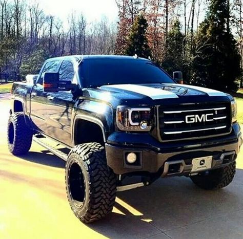 Dodge Diesel Trucks, Dodge Diesel, Truck Diy, Trucks Lifted Diesel, Diesel Mechanics, Duramax Diesel, Lifted Chevy Trucks, Lifted Truck, Jacked Up Trucks