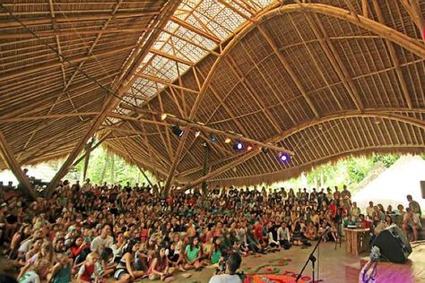 green school bali - Google Search Green School Bali, Table Sketch, Bali Architecture, Bamboo Building, Temple City, Green School, Bamboo Art, Unique Architecture, Education Center