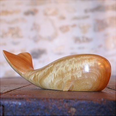 Whale Carving, Electric Wood Carving Tools, Wood Whittling, Tre Kunst, Image Simple, Whittling Projects, Simple Wood Carving, Soapstone Carving, Wenge Wood