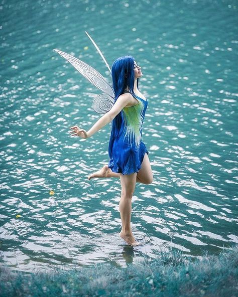 Disney Fairies Costumes, Tinkerbell Cosplay, Fairies Aesthetic, Disney Cosplay Costumes, Fairy Costume Diy, I Love Us, Tinkerbell And Friends, Fairy Cosplay, Water Fairy