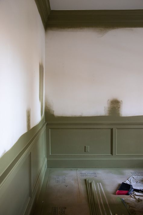 Office Wainscoting Ideas, Painting Wainscoting Ideas, Painted Wainscoting Ideas, Farmhouse Wainscoting, Blue Wainscoting, Wood Wainscoting, Painted Wainscoting, Dining Room Wainscoting, White Wainscoting