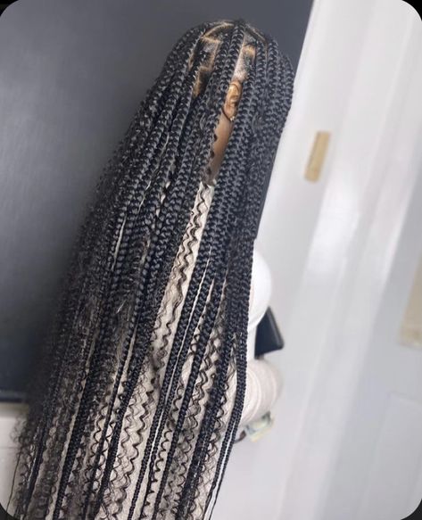 Long Not Less Braids, 32 Inch Box Braids, Big Knotless With Curls, 30 Inch Braids, Large Goddess Knotless Box Braids, Long Goddess Knotless Braids, Medium Knotless Box Braids Long, Large Knotless Box Braids With Curls, Long Knotless Braids With Curly Ends