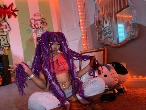 @bugged.out111 on IG Purple Faux Locs Black Women, Purple Hair Locs, Pink Faux Locs Black Women, Purple Soft Locs, Purple Boho Braids, Colorful Faux Locs, Purple Faux Locs, Purple Twists, Color Faux Locs