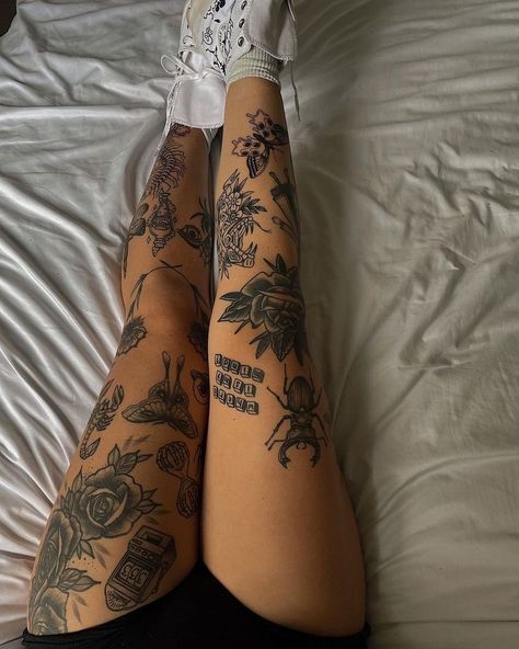 Tattoo Bein Frau, Tato Paha, Backpiece Tattoo, King Tattoo, Tato Minimal, Shin Tattoo, Full Leg Tattoos, Bauch Tattoos, Hip Thigh Tattoos