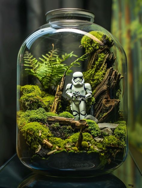 Disney Terrarium Ideas, Terrarium Ideas Unique Fairy, Geek Terrarium, Harry Potter Terrarium, Lego Terrarium, Fairy Terrarium Ideas, Terrarium Lighting, Star Wars Garden, Star Wars Terrarium