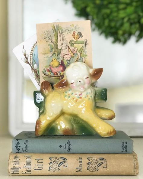 Antique Decorations, Spring Countryside, Happy Easter Weekend, Victorian Trading Company, Yellow Brick Home, Easter Vintage, Vintage Vignettes, Spring Forward, Brick Home