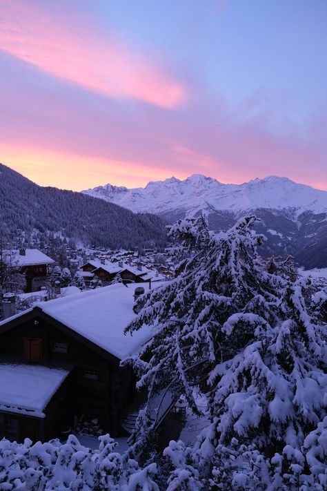 Our ski trip to Verbier, Switzerland, and my top recommendations. #switzerland #wintertravel #ski #wanderlust #mountains Verbier Aesthetic, Ski In Switzerland, Switzerland Sunset, Zermatt Switzerland Winter Aesthetic, Switzerland Skiing, Zermatt Switzerland Winter, Ski Switzerland, Skiing Alps Aesthetic, Skiing Landscape