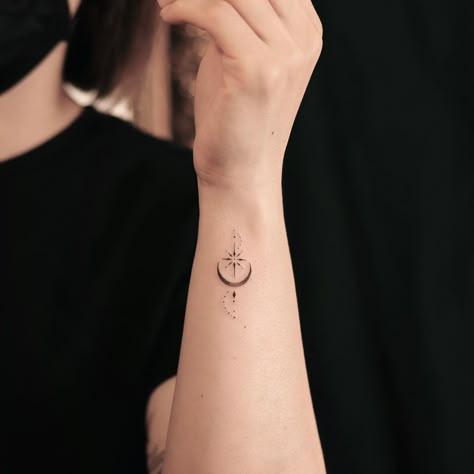 Inimitable Tattoo, Lunar Tattoo, Tattoo Siblings, Ambigram Tattoos, Wrist Tats, Moon And Stars Tattoo, Moon Tattoo Ideas, Moon Star Tattoo, Maching Tattoos