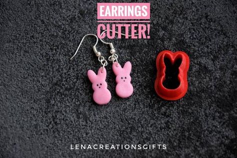 Fun Polymer Clay Ideas, Spring Polymer Clay Ideas, Easter Jewelry Diy, Easter Earrings Diy, Polymer Clay Easter Earrings, Clay Easter Earrings, Diy Easter Earrings, Easter Clay Earrings, Diy Easter Jewelry