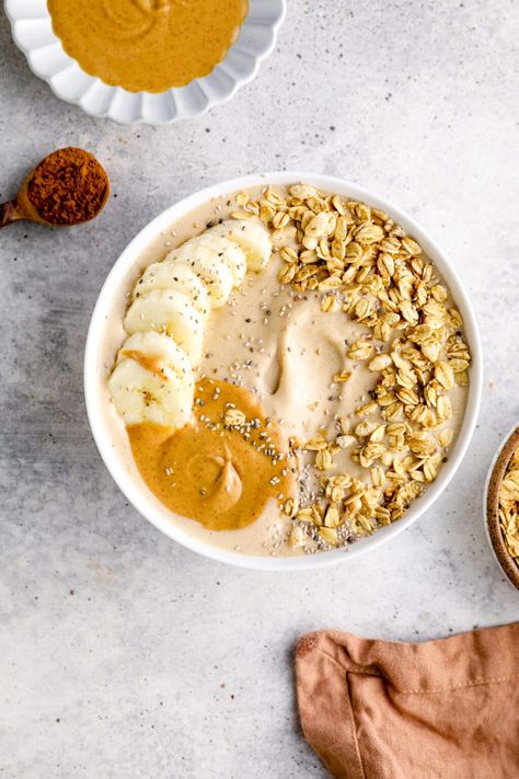 Banana Coffee Smoothie, Granola Smoothie, Smoothie Bowl Toppings, Protein Breakfast Smoothie, Protein Smoothie Bowl, Citrus Smoothie, Banana Smoothie Bowl, Peanut Butter Banana Smoothie, Healthy Bowls Recipes