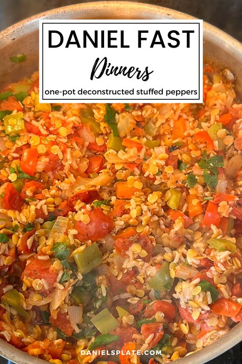 Are you doing the Daniel Fast? This One Pot Deconstructed Stuffed Peppers is a meal prep favorite. These unstuffed peppers are full of flavor and freezer friendly. Not only is it vegan, but it's also gluten-free, nut-free, soy-free, oil-free, high in protein and low in fat. Check out this and other Daniel Fast recipes here... 21 Day Daniel Fast Recipes, High Protein Daniel Fast Recipes, Daniel’s Fast, Daniel Fast Soup Recipes, Daniel Fast Meal Ideas, Daniel Fast Recipes Dinner, Daniels Fast Recipes, Daniel Fast Recipes 21 Day Meal Plan, Deconstructed Recipes