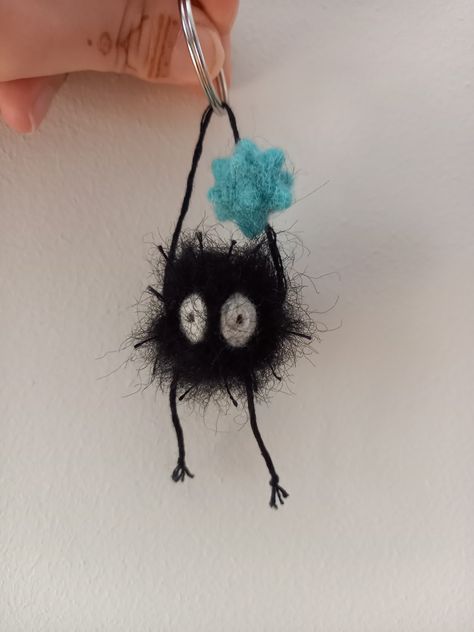 Ghibli Needle Felting, Halloween Stuffies, Soot Sprite, Soot Sprites, Needle Felting Projects, Felting Projects, Needle Felted, Studio Ghibli, Cartoon Wallpaper