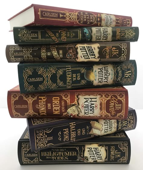 Harry Potter School Books, Harry Potter Hardcover, Harry Potter Book Set, Cover Harry Potter, Harry Potter Book Covers, Rowling Harry Potter, Buku Harry Potter, Harry Potter Crafts, Harry Potter Collection