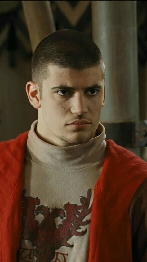 Stanislav Ianevski as(Viktor Krum) Victor Krum, Stanislav Ianevski, Dr Characters, Viktor Krum, Apocalypse Character, Literary Characters, Potter Facts, Golden Trio, Harry Potter Pictures