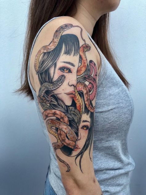 Gemini Tattoo, R Tattoo, Head Tattoos, Professional Tattoo, Body Modifications, Life Is Strange, Best Tattoo, Tattoo Idea, Body Mods