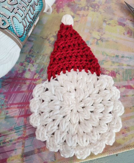 🎅✨️Santa Coasters on repeat!✨️🎅 I had a customer make the white part in green for grinch! Guess what I know what colors I'm making next. A pink hat would be cute also instead of the red. 🥰 Find the pattern on my etsy! (Link in bio) Pattern by me (Meadow Santa Coaster) Yarn is HL ILTC #ltkcuties #crochet #christmas #santacoaster #handmade #christmasdecor #crochetcoaster #crochetersofinstagram #etsy #patterndesign #lovewhatyoudo #crafty #Santa #grinch Santa Coasters, Crochet Appliqué, Coaster Pattern, Crochet Coaster Pattern, Crochet Coaster, Santa Face, Crochet Christmas, Pink Hat, Crochet Coasters