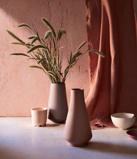 Still life image shoot in the studio in New York and Styling by Ashley Naum.  See more at ryandyer.com   Ryan Dyer Photography | www.ryandyer.com | Still Life | photography | product photography | prop stylist | art direction | vases | pink | set | lighting | interior | room | tabletop #ryandyer #ryandyerphotography Direction Vases, Editorial Still Life Photography, Vase Product Photography, Vase Photography, Creative Still Life, Set Lighting, Board Photography, Photography Still Life, Life Image