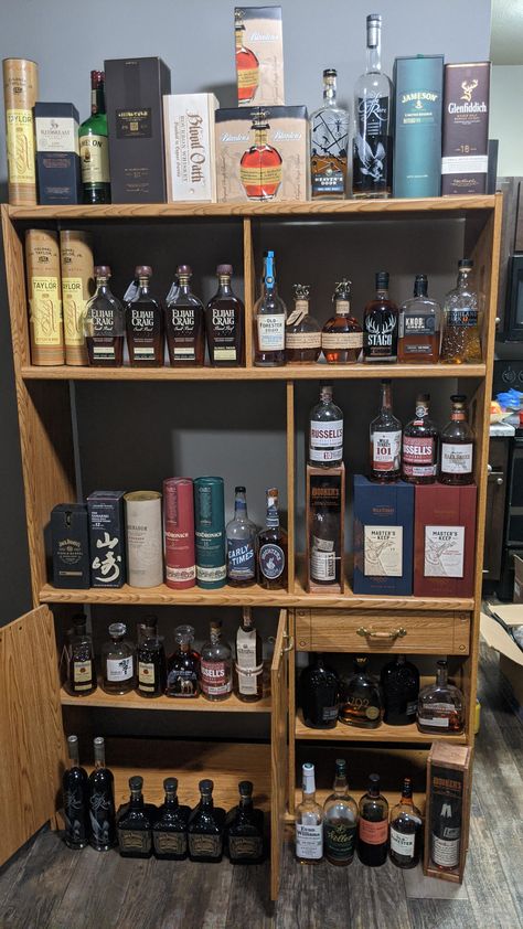 Best part of moving is taking down and setting up my collection again...makes me feel good Whiskey Collection, Bottle Of Whiskey, Most Expensive Whiskey, Che Guevara Art, Gentlemens Guide, Whiskey Meme, Beer Collection, Programmer Humor, Viking Beard