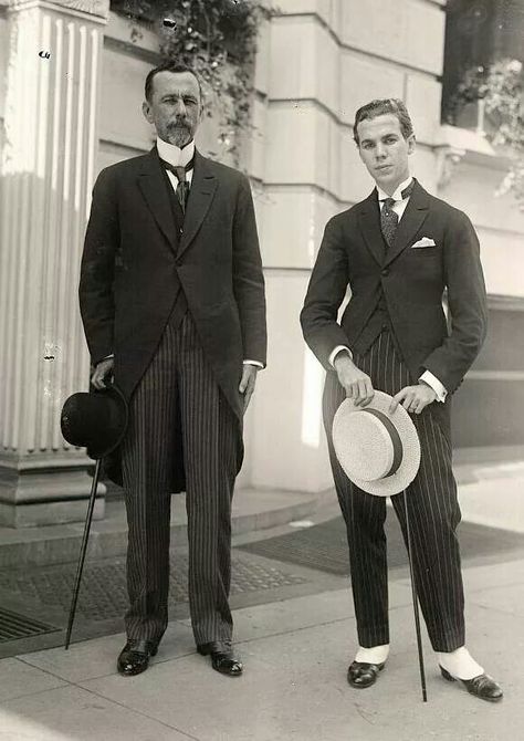 Gentlemen Old School Haircuts, Morning Coat, Morning Dress, Morning Suits, 1900s Fashion, 1910s Fashion, Look Retro, Funny Fashion, Vintage Mens Fashion