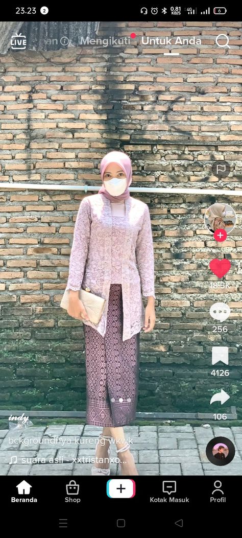 Wisuda Style Kebaya, Kebaya Kondangan Hijab, Kebaya Wisuda Simple, Kebaya Simple Hijab, Graduation Outfit Ideas Hijab, Kebaya Modern Hijab Bridesmaid, Outfit Kebaya, Kutu Baru Modern, Kebaya Wisuda Hijab